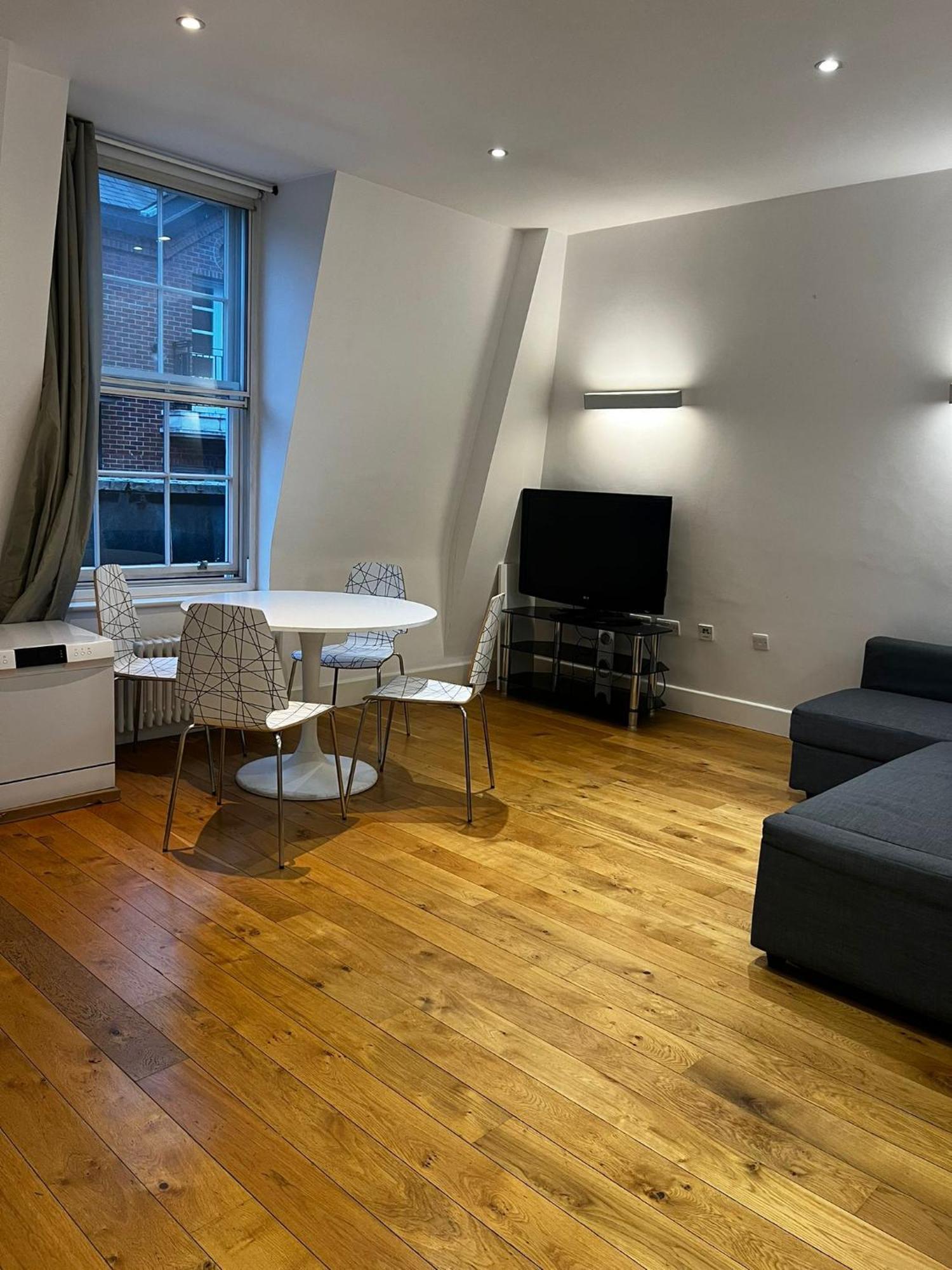 One Bedroom Apartment In Holborn Лондон Екстериор снимка