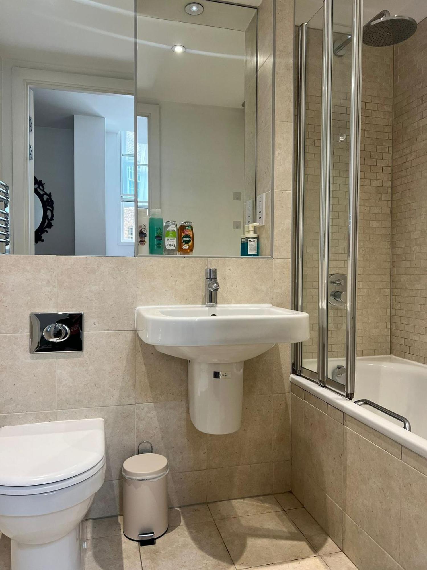 One Bedroom Apartment In Holborn Лондон Екстериор снимка